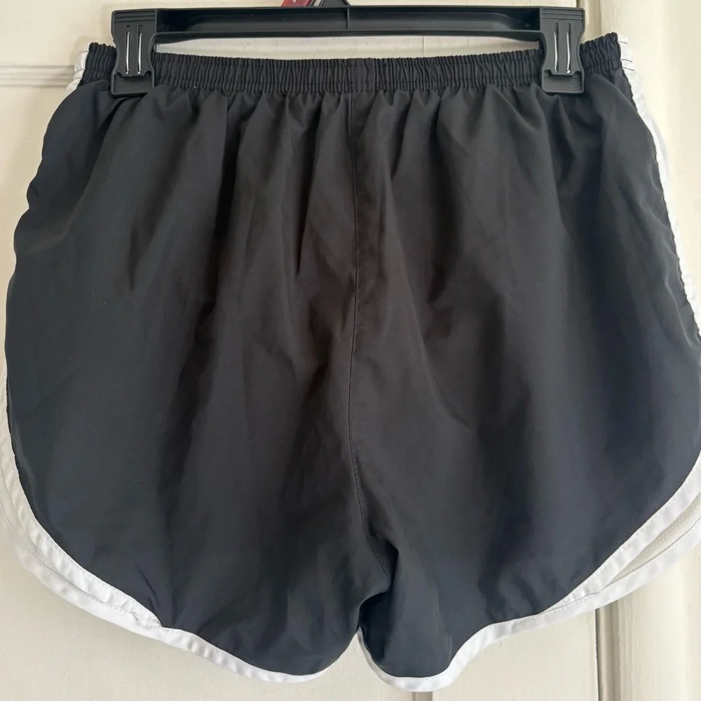 Nike White and Black Athletic Shorts - Picture 2 of 4